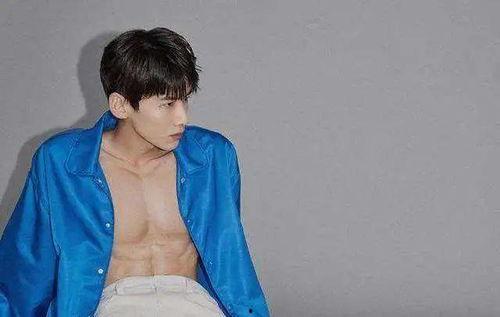 小八卦最新爆料劉學(xué)義,小八卦揭露神秘幕后故事